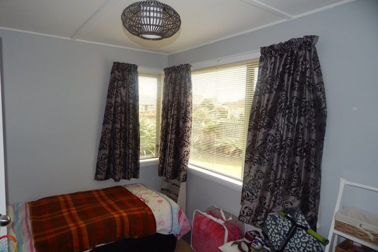 Photo of property in 123 Romilly Street, Westport, 7825