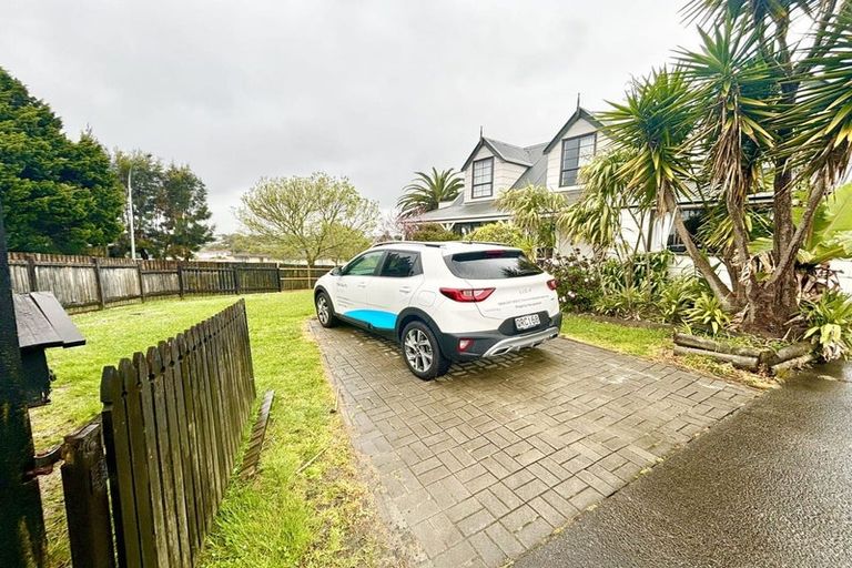 Photo of property in 36a Forest Hill Road, Henderson, Auckland, 0612