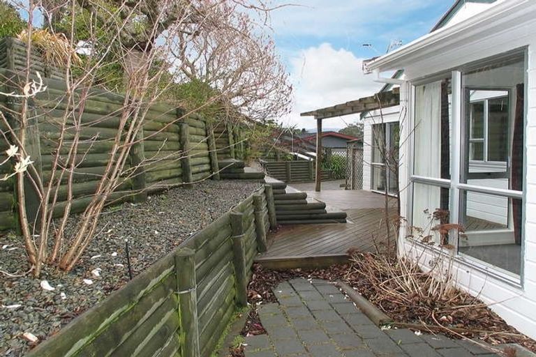 Photo of property in 9 Halyard Place, Whitby, Porirua, 5024