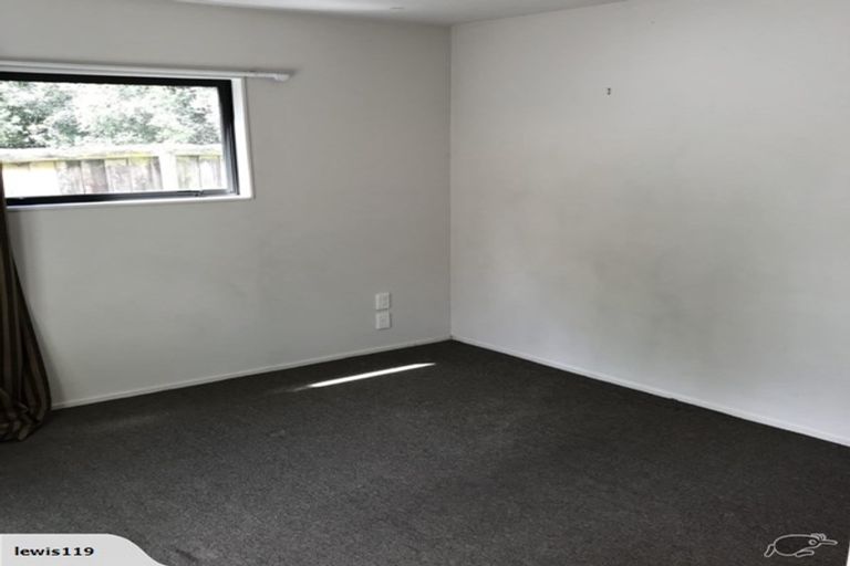 Photo of property in 21 Piko Crescent, Riccarton, Christchurch, 8041