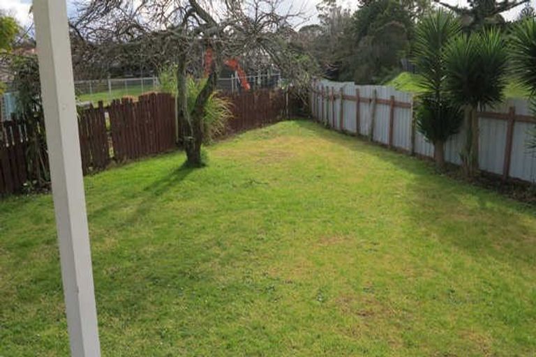 Photo of property in 6 Hinau Road, Mangere Bridge, Auckland, 2022