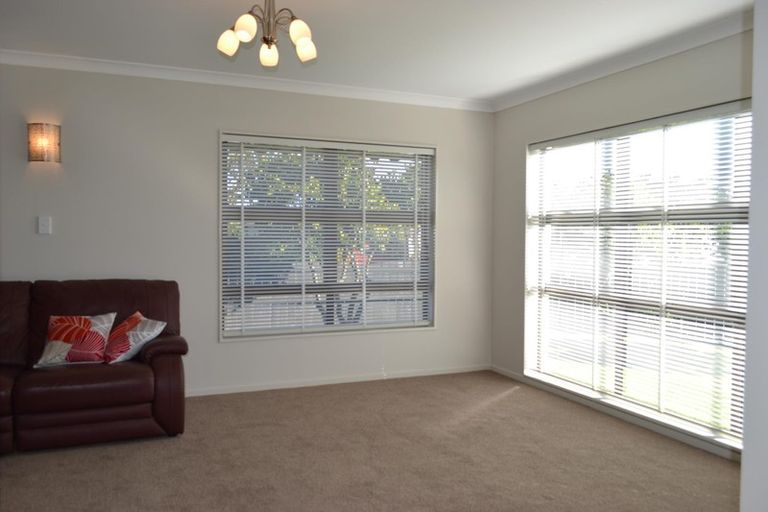 Photo of property in 36 Chester Street, Taradale, Napier, 4112