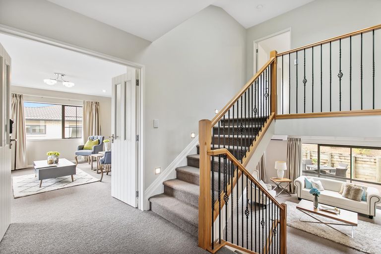 Photo of property in 99 Laurel Oak Drive, Schnapper Rock, Auckland, 0632