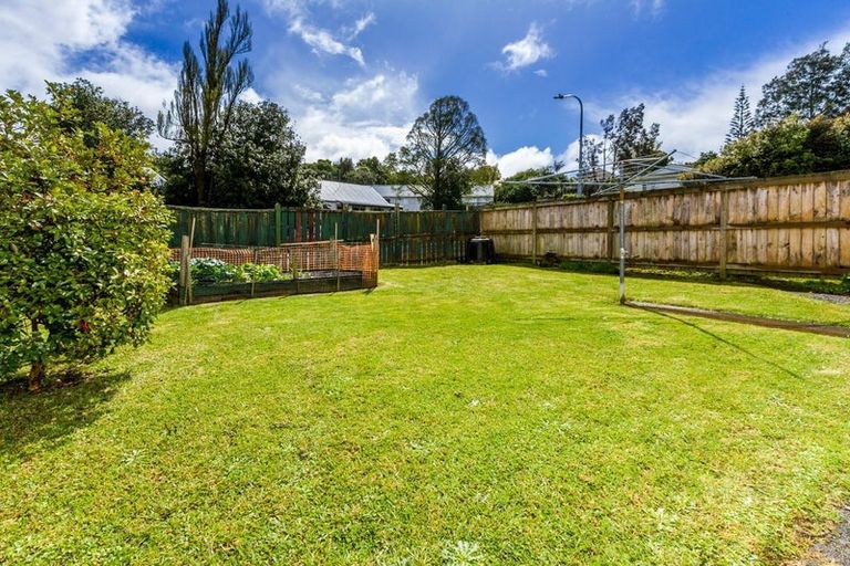 Photo of property in 24 Cranston Street, Torbay, Auckland, 0632