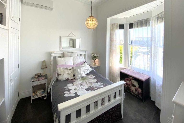 Photo of property in 32 Belt Road, Moturoa, New Plymouth, 4310