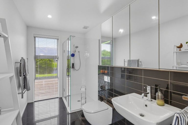 Photo of property in 34 Pairuku Lane, Peka Peka, Waikanae, 5391