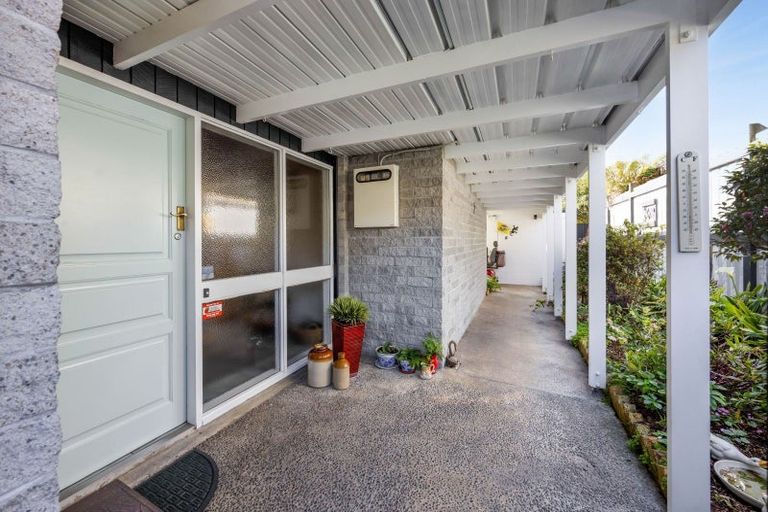 Photo of property in 3 Williams Avenue, Hawera, 4610