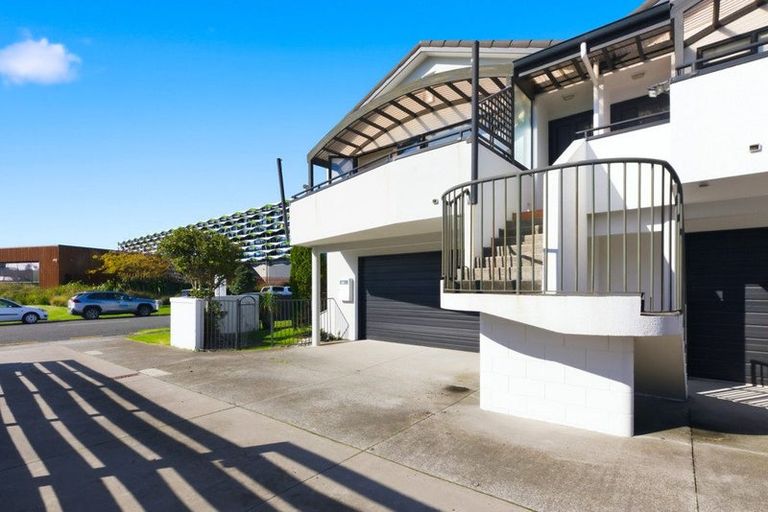 Photo of property in 22a Miro Street, Mount Maunganui, 3116
