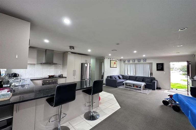 Photo of property in 34d Gifford Road, Papatoetoe, Auckland, 2025