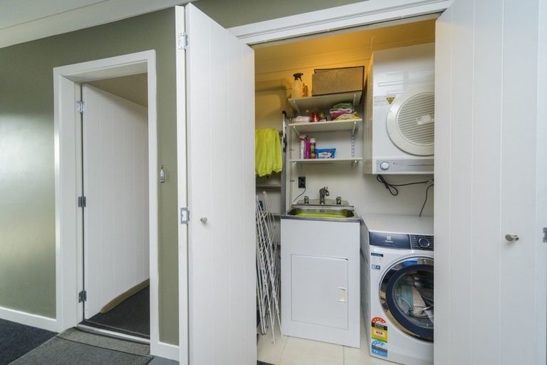 Photo of property in 14 Pegasus Place, Kelvin Grove, Palmerston North, 4414