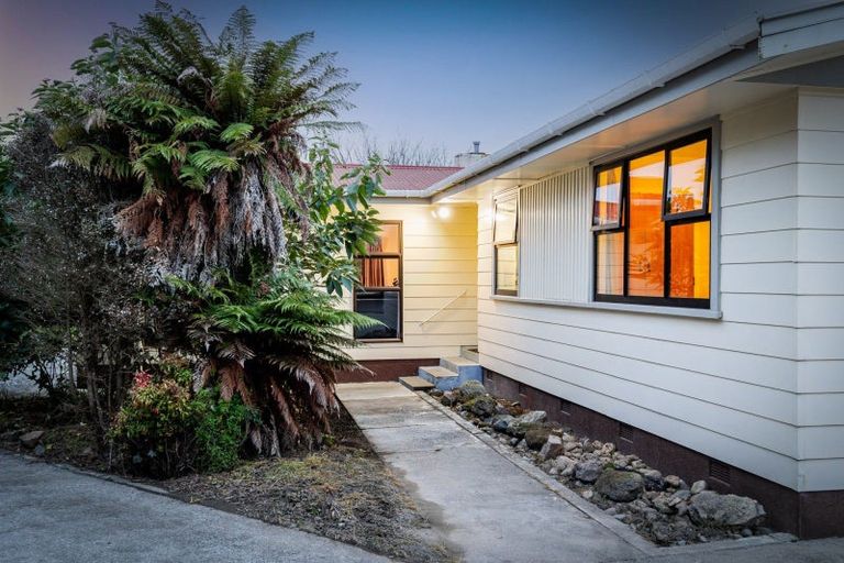 Photo of property in 214 Cambridge Avenue, Ashhurst, 4810