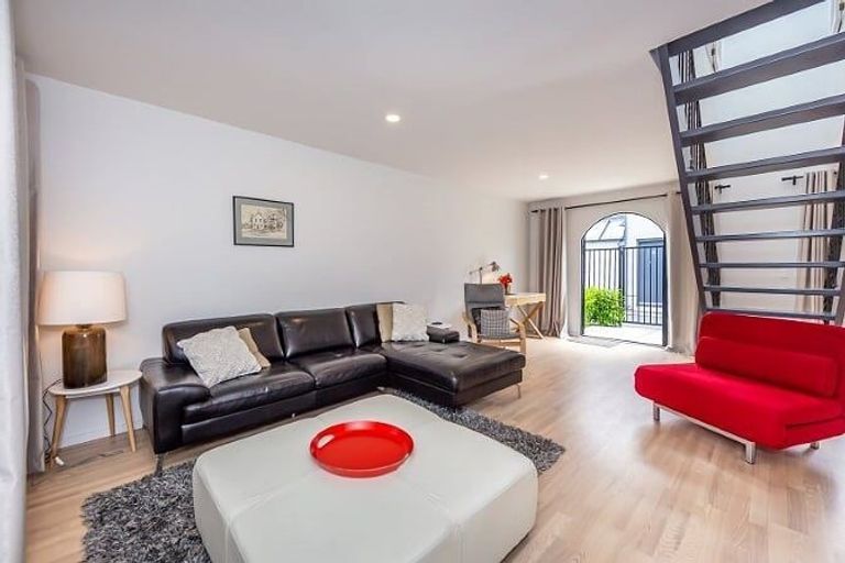 Photo of property in 11/388 Montreal Street, Christchurch Central, Christchurch, 8013