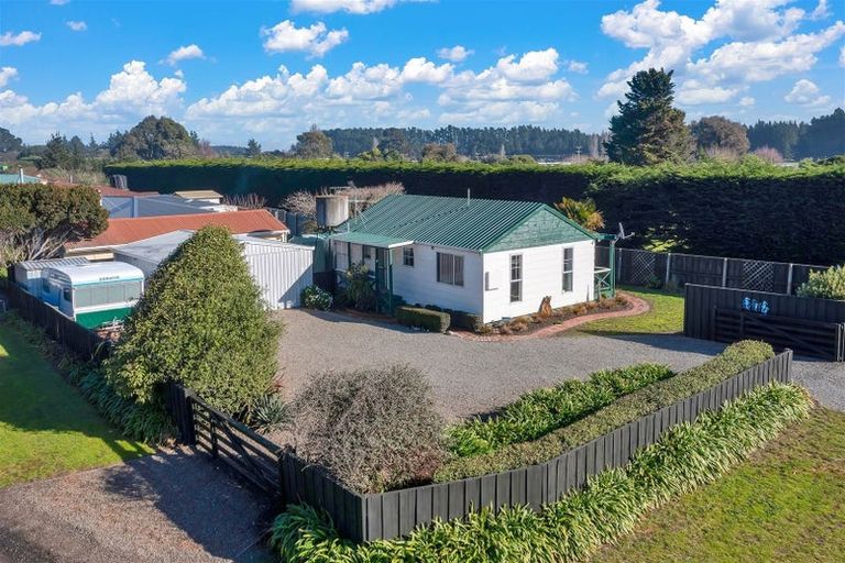 Photo of property in 28 Chamberlain Avenue, Amberley, 7481