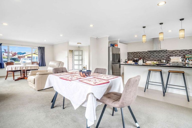 Photo of property in 39 Carroll Place, Owhata, Rotorua, 3010