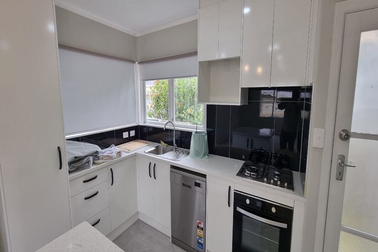 Photo of property in 38 Eddowes Street, Manurewa, Auckland, 2102
