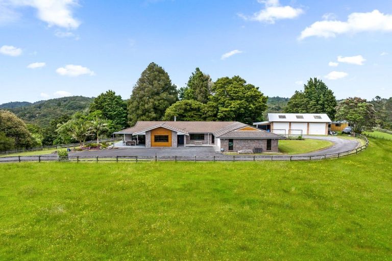 Photo of property in 68 Smithville Road, Te Kamo, Kamo, 0185