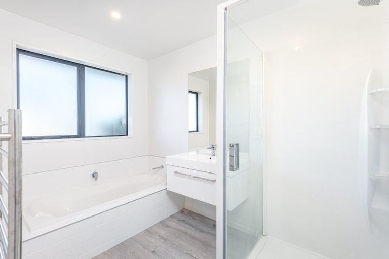 Photo of property in 20 Richard Hadlee Lane, Rolleston, 7615