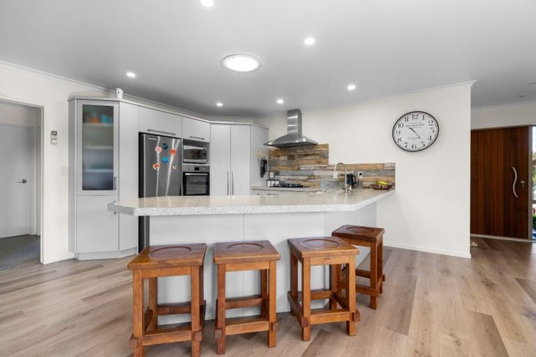 Photo of property in 13 Amberley Place, Flagstaff, Hamilton, 3210