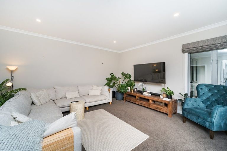 Photo of property in 5 Heritage Place, Terrace End, Palmerston North, 4410