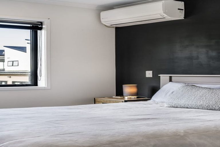 Photo of property in 14 Malcolm Calder Road, Hobsonville, Auckland, 0616