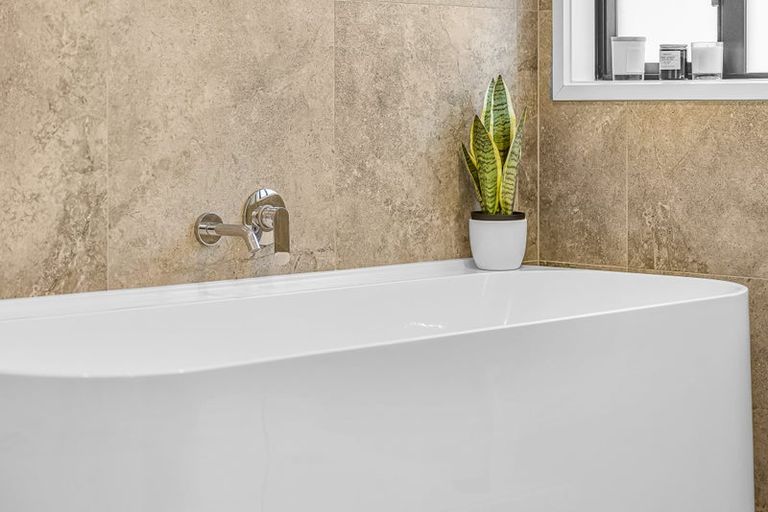 Photo of property in 8 Makete Crescent, Hobsonville, Auckland, 0618