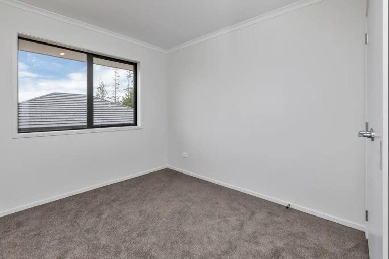 Photo of property in 8 Suncrest Lane, Port Whangarei, Whangarei, 0110