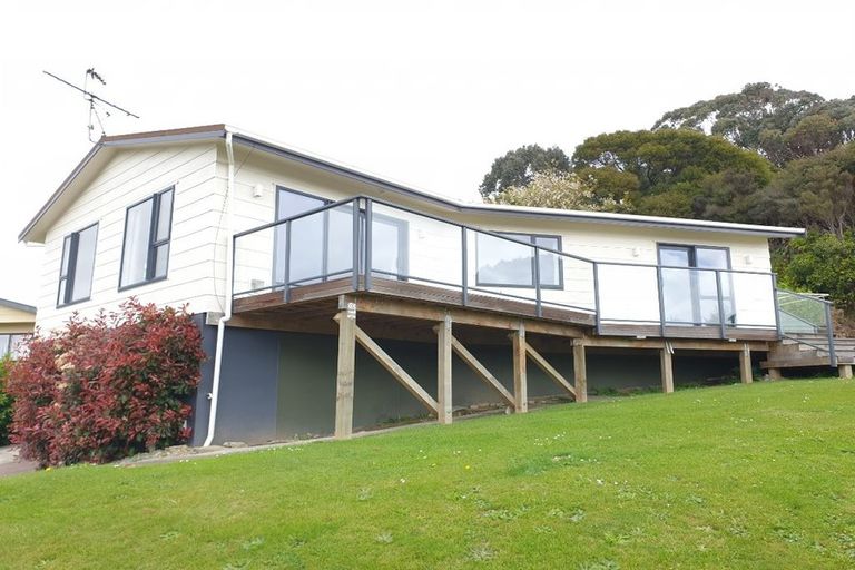 Photo of property in 20 Parkinson Close, Whitby, Porirua, 5024