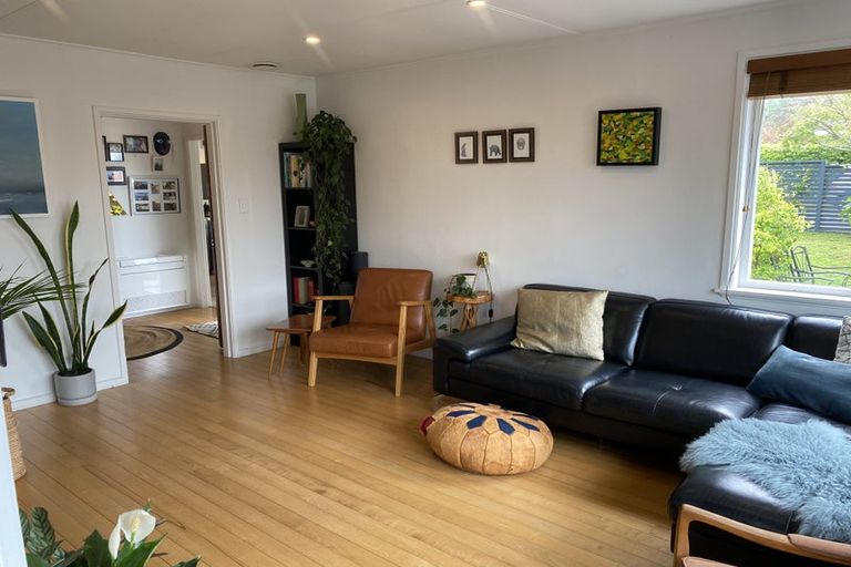 Photo of property in 44 Philomel Crescent, Bayswater, Auckland, 0622
