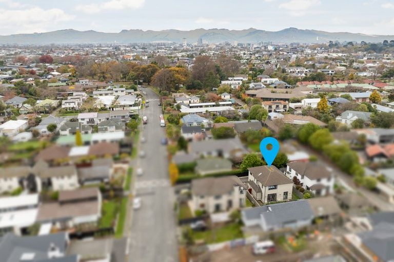 Photo of property in 85a Abberley Crescent, St Albans, Christchurch, 8014