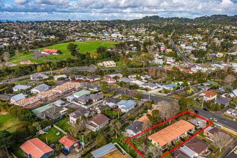 Photo of property in 1/17 Glengarry Road, Glen Eden, Auckland, 0602