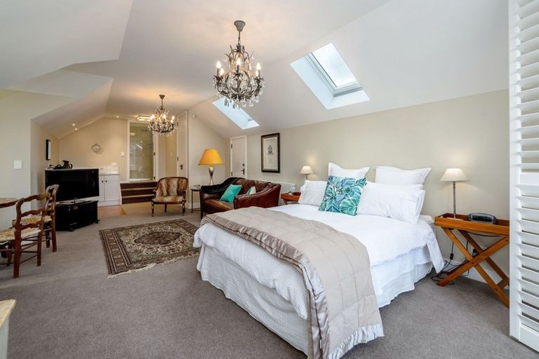 Photo of property in 6 Westwood Avenue, Greytown, 5712