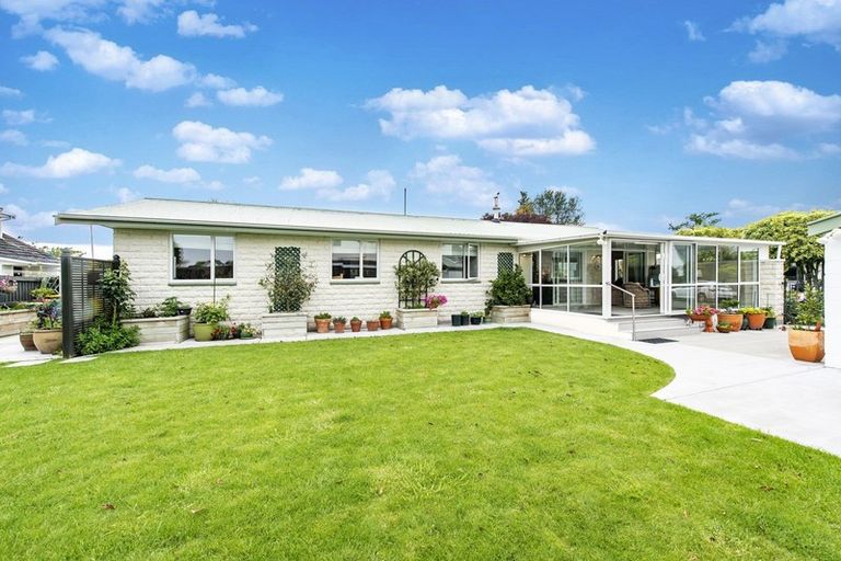 Photo of property in 4 Rachel Place, Avonhead, Christchurch, 8042