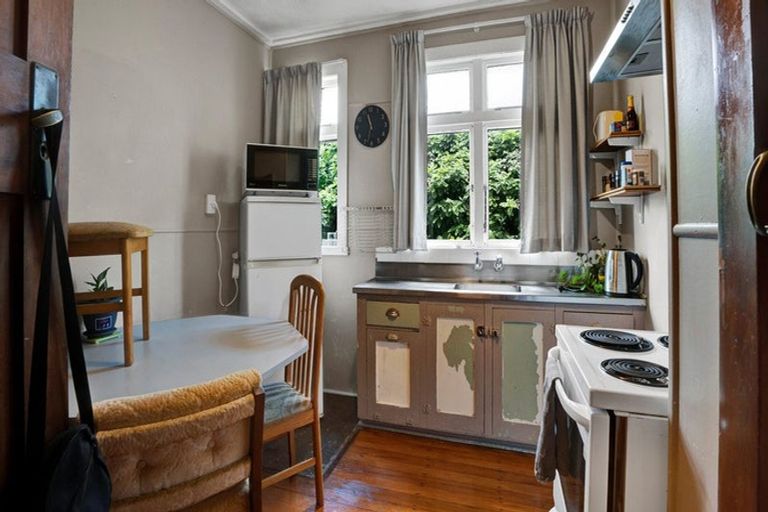 Photo of property in 259 Saint Aubyn Street, New Plymouth, 4310