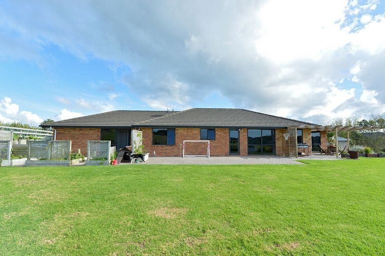 Photo of property in 29 Kiteone Road, Parua Bay, Whangarei, 0174