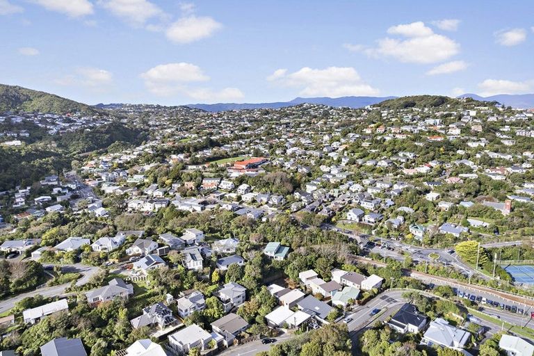 Photo of property in 2/2 Chelmsford Street, Ngaio, Wellington, 6035