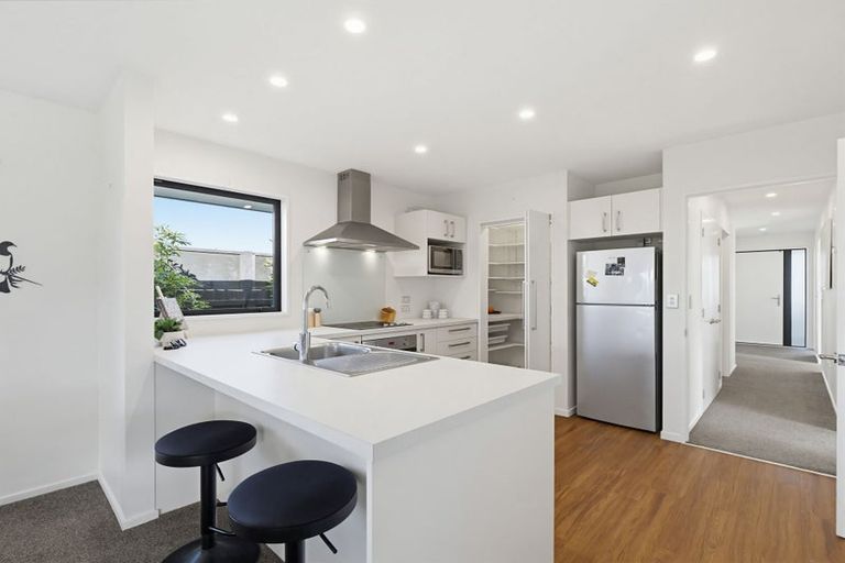 Photo of property in 357 Estuary Road, South New Brighton, Christchurch, 8062
