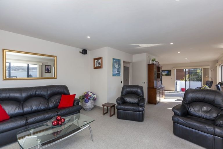 Photo of property in 379 Kapiti Road, Paraparaumu Beach, Paraparaumu, 5032