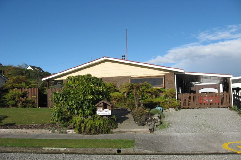 Photo of property in 188 Rolleston Street, Hokitika, 7810