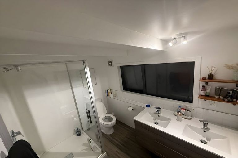 Photo of property in 1 Swithland Place, Avonhead, Christchurch, 8042
