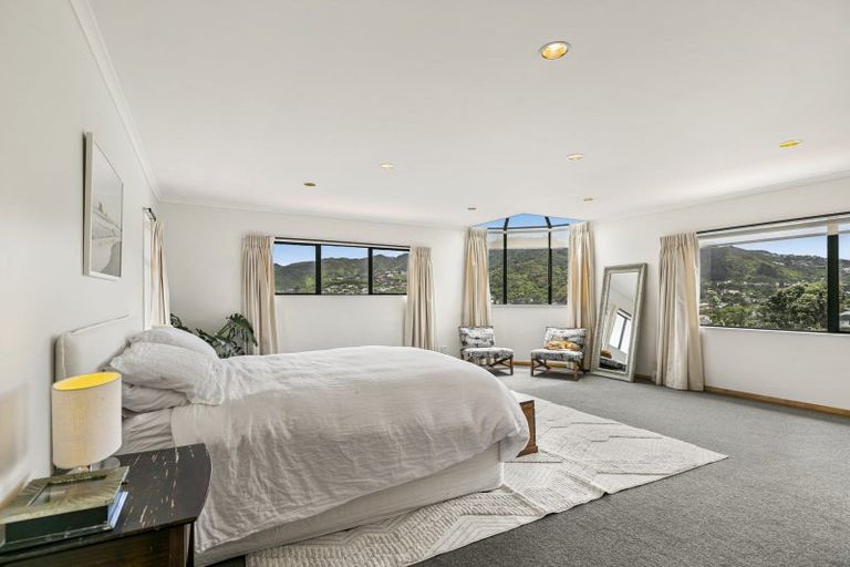 Photo of property in 107 Cockayne Road, Khandallah, Wellington, 6035