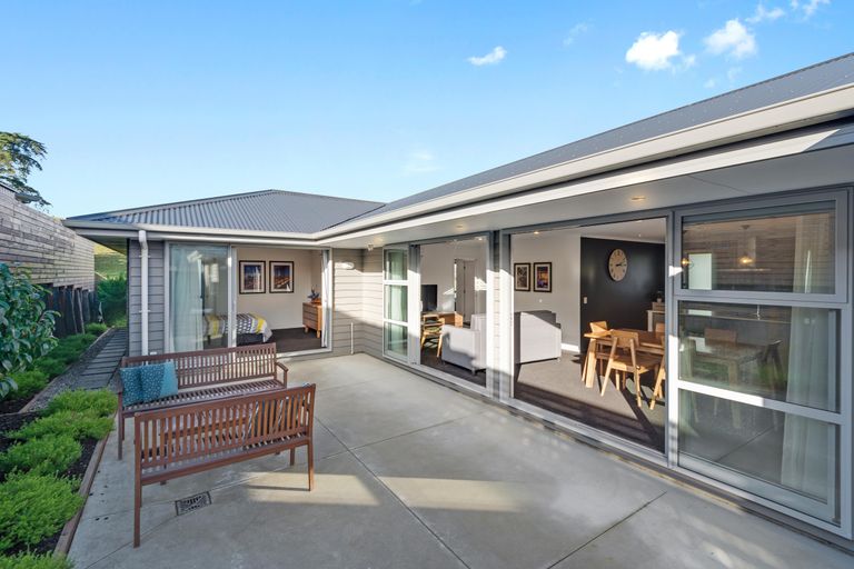 Photo of property in 14 Hillpark Drive, Pokeno, 2402
