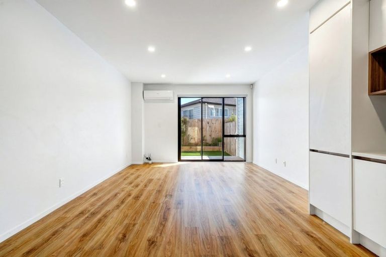 Photo of property in 3/40 Bahari Drive, Ranui, Auckland, 0612