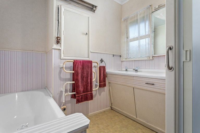Photo of property in 5a Halberg Crescent, Whakatane, 3120