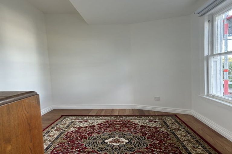 Photo of property in 61 Central Terrace, Kelburn, Wellington, 6012