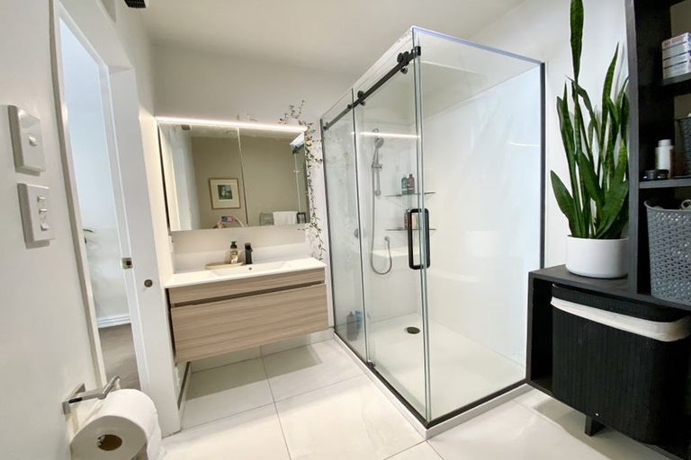 Photo of property in 16j Hobson Street, Thorndon, Wellington, 6011