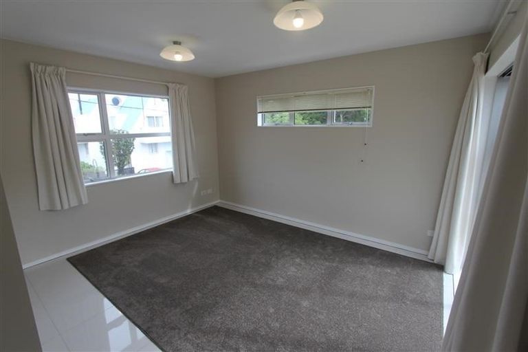 Photo of property in 18 Tapiri Street, Hataitai, Wellington, 6021