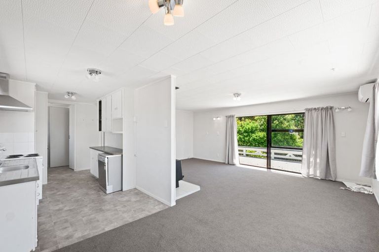 Photo of property in 12 Rossiter Avenue, Waiuku, 2123