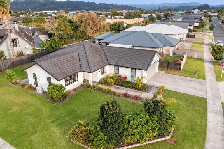 Photo of property in 110 Kupe Drive, Whitianga, 3510