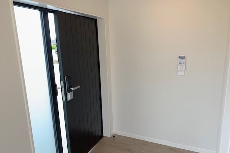 Photo of property in 19 Kelly Road, Riverhead, 0820