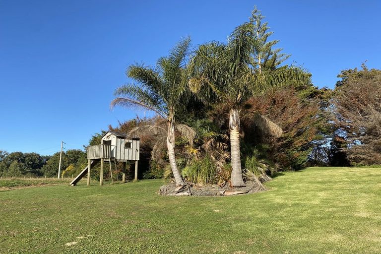 Photo of property in 69 Brookfield Road, Drury, 2577